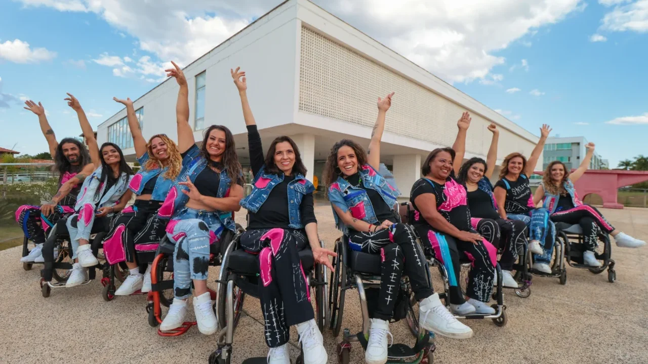 Street Cadeirante Virtual leva aulas gratuitas de dança a pessoas com deficiência física de todo o Brasil