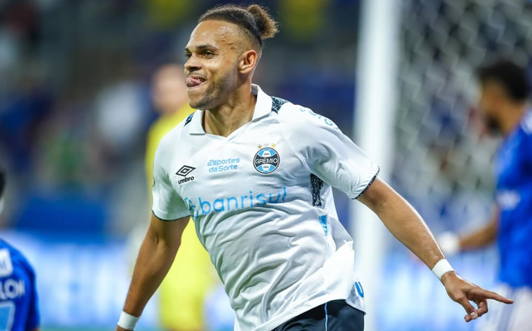 Braithwaite, de olho no Espanyol, amplia lista de jogadores que querem investir em clubes