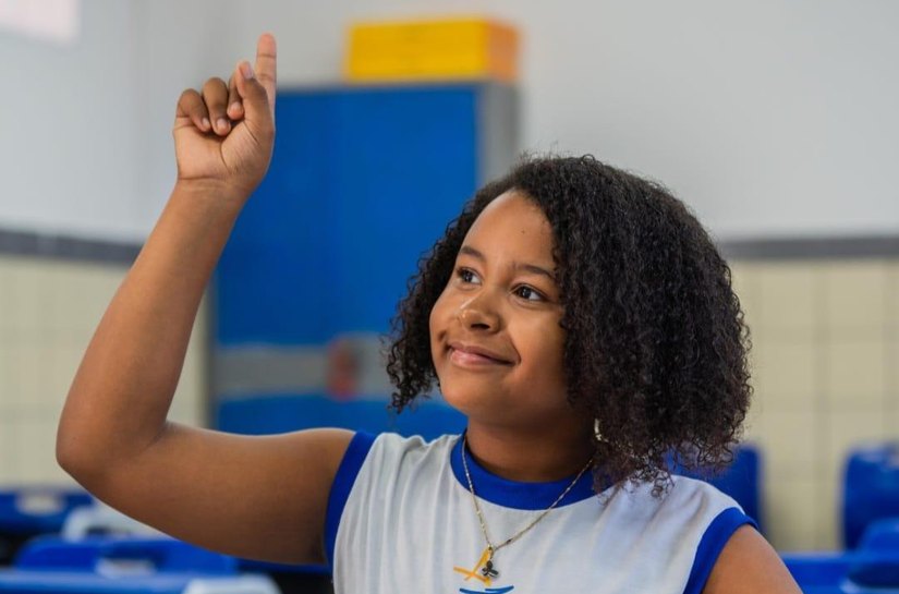 Semed divulga calendário de pré-matrículas e matrículas 2026; estudantes da rede terão prioridade na primeira escola bilíngue