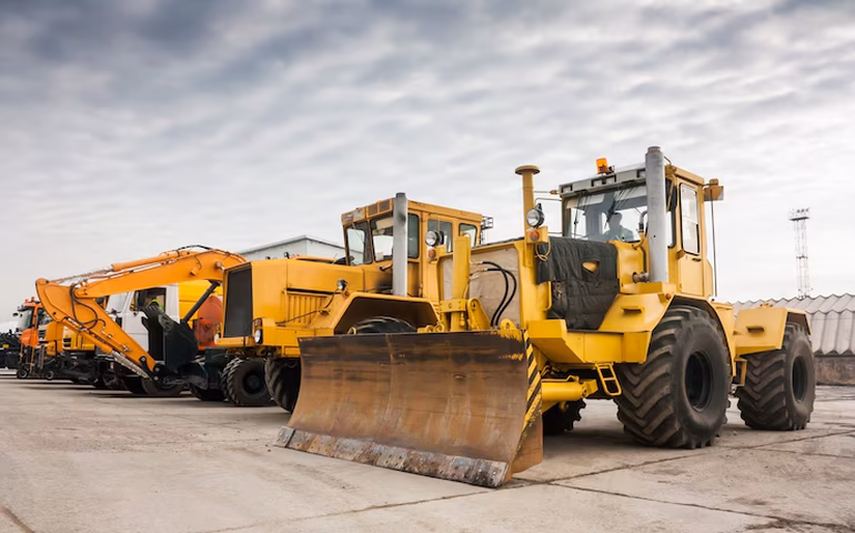 Infraestrutura em alta impulsiona demanda por máquinas pesadas; Copart oferece oportunidades com até 30% de desconto em leilão