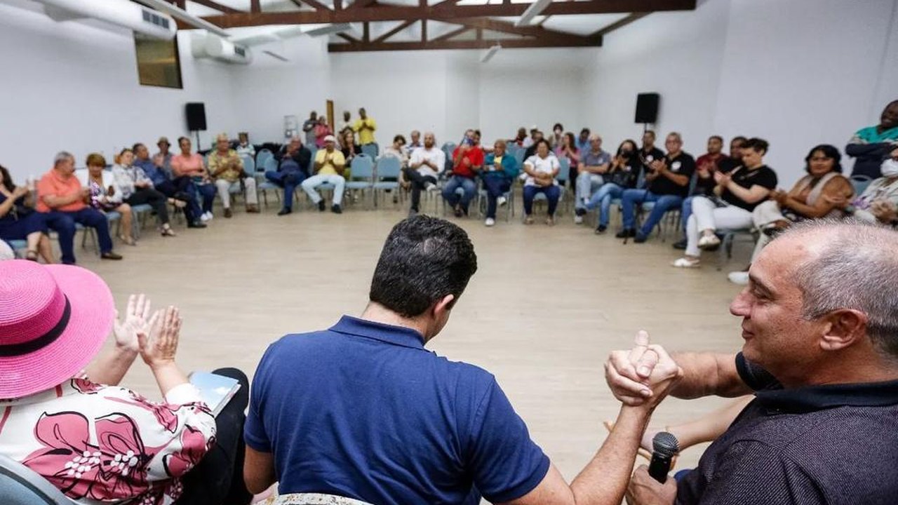 Rui dialoga com segmento cultural para seu plano de governo