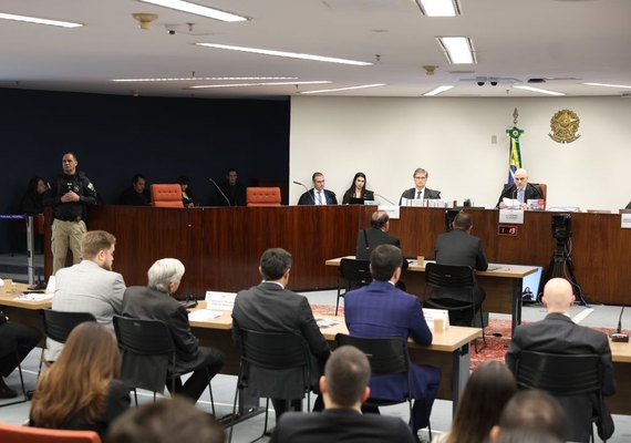 STF encerra primeiro dia de interrogatório dos réus da trama golpista