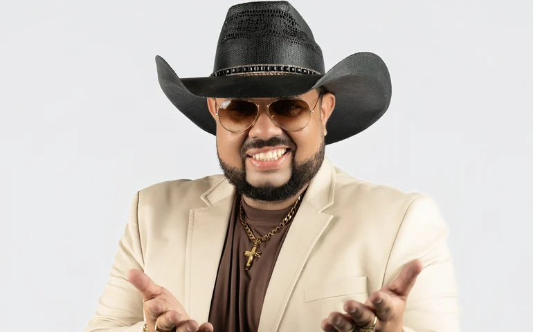 Aparecida Sertaneja recebe Moysés Rico, filho do saudoso José Rico