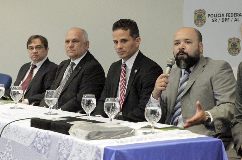 Otávio Praxedes acompanha seminário sobre cooperação policial e jurídica internacional