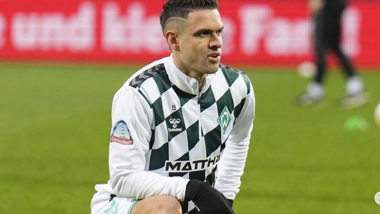 Internacional anuncia a contratação do centroavante colombiano Rafael Borré