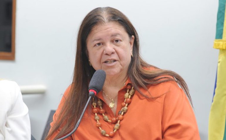 Comissão aprova ação obrigatória do Ministério Público contra estelionato a pessoa com deficiência