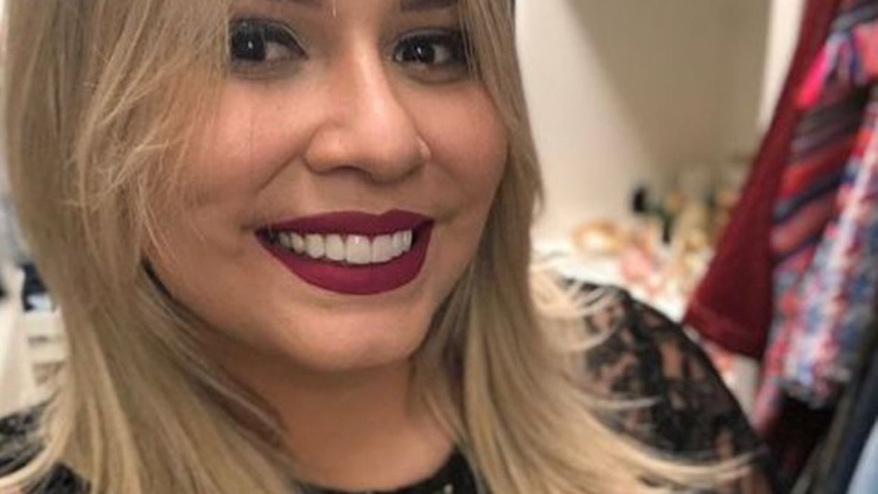 Marília Mendonça ressalta ‘poucos funcionários’ durante sua live