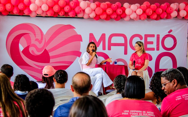 Maceió Rosa leva Feira de Serviços ao Benedito Bentes