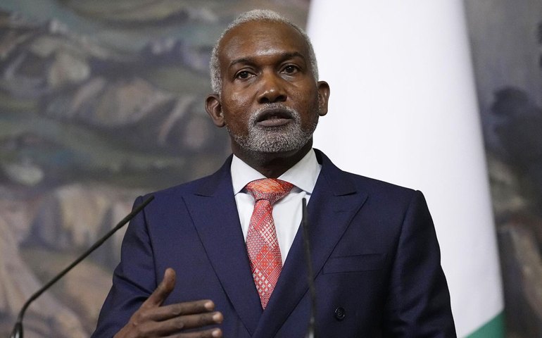 Chanceler da Nigéria atribui instabilidade à queda de Kadhafi e embargo de armas dos EUA