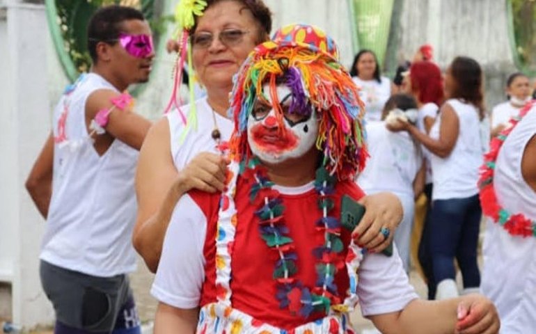Hospital Escola Portugal Ramalho realiza 34° edição do bloco Maluco Beleza