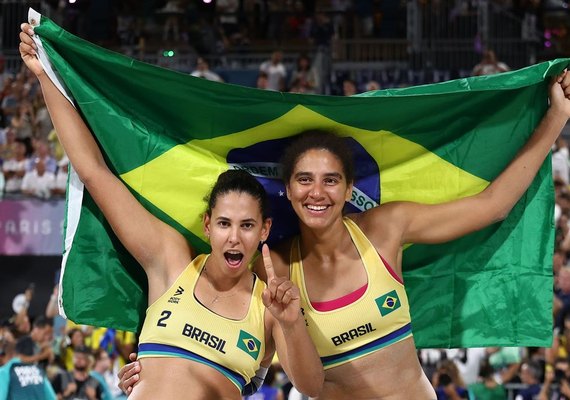 Paris: Duda e Ana Patrícia levarão bandeira do Brasil no encerramento