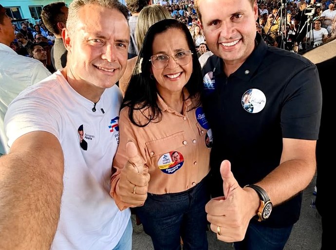 Edilza Alves prestigia ato de Renan Filho em Limoeiro e destaca união do grupo político