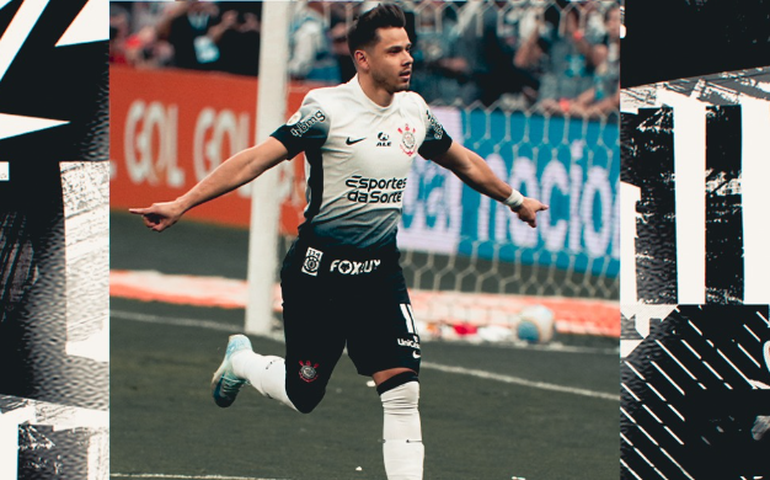 Corinthians conta com brilho de Romero e vence Flamengo em seu aniversário diante da torcida