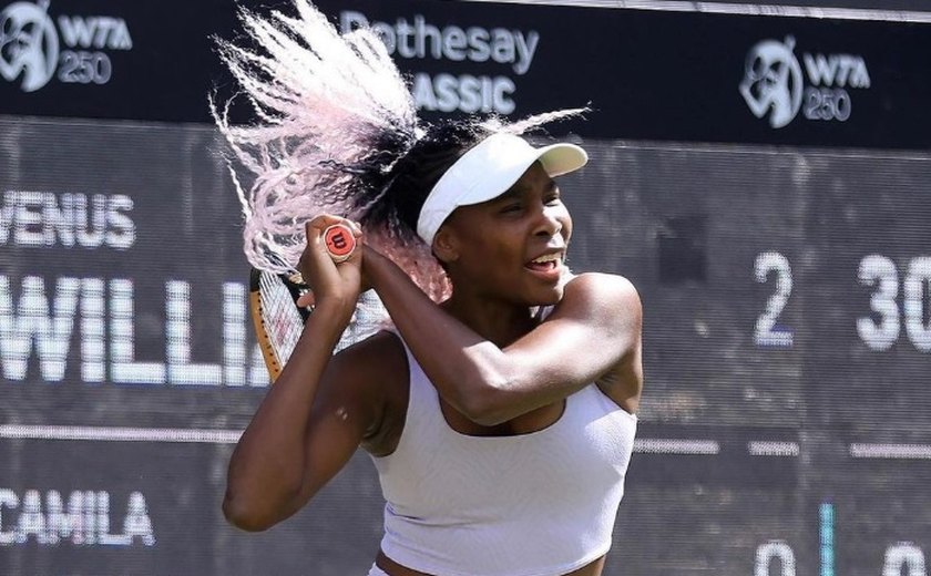 Venus Williams ganha um set aos 45 anos, mas cai na estreia do US Open para favorita Muchova