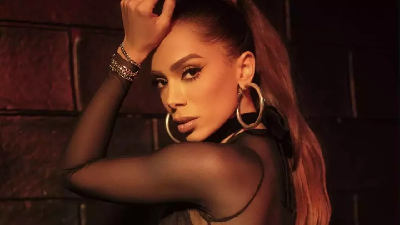 Xamã de Anitta, Max Tovar detalha trabalho com famosos: 'Eles também têm dores e traumas'