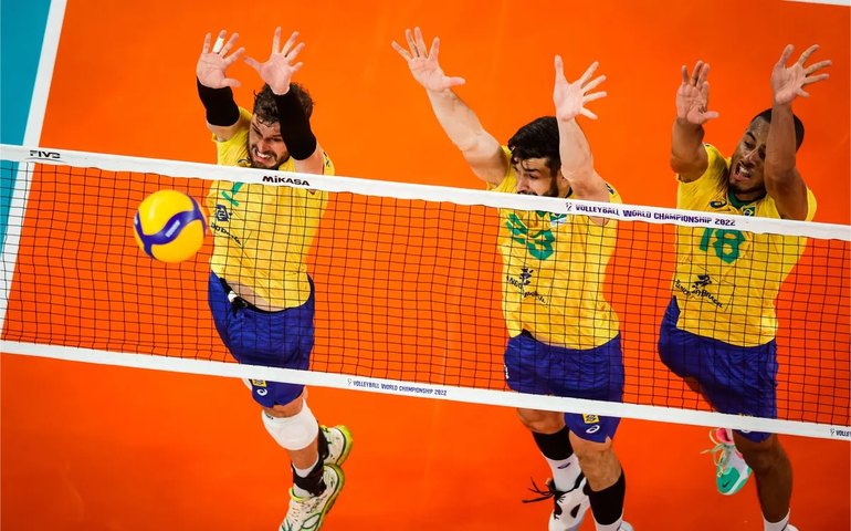 Seleção masculina busca reação, mas perde do Japão na Liga das Nações de vôlei