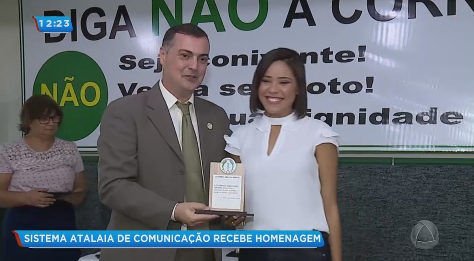 TV Atalaia recebe homenagem do Sindimed / Foto: Equipe da TV Atalaia