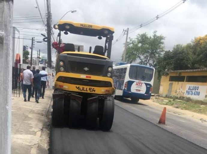 Prefeitura amplia obras em corredores de transporte em Maceió