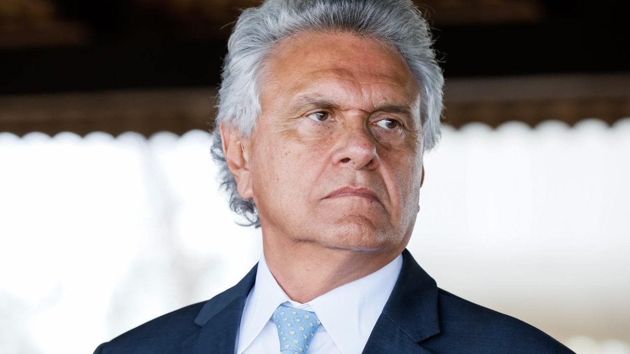 Caiado desiste de aumentar restrições à circulação e reclama de falta de apoio