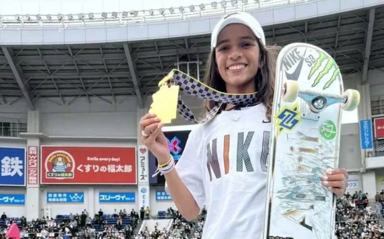 Rayssa Leal vence etapa da Liga Mundial de Skate com virada na última manobra