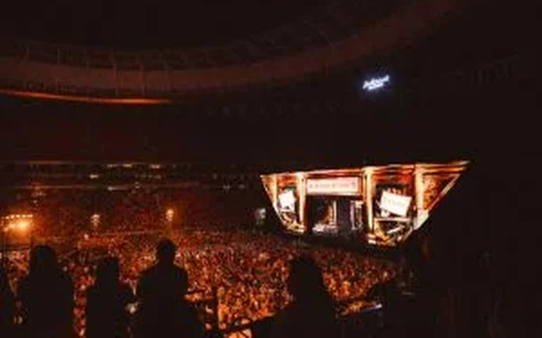 Do gramado ao backstage: como o Festival Histórias transforma o show em uma experiência sob medida em Brasília