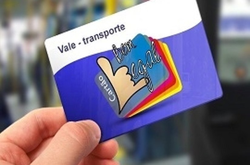 SMTT realiza cadastro do cartão Bem Legal no Shopping Pátio Maceió