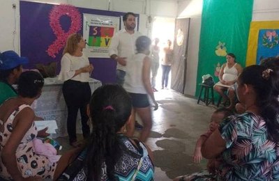 Prefeito de Santana do Mundaú participa de encontro com gestantes e nutrizes 