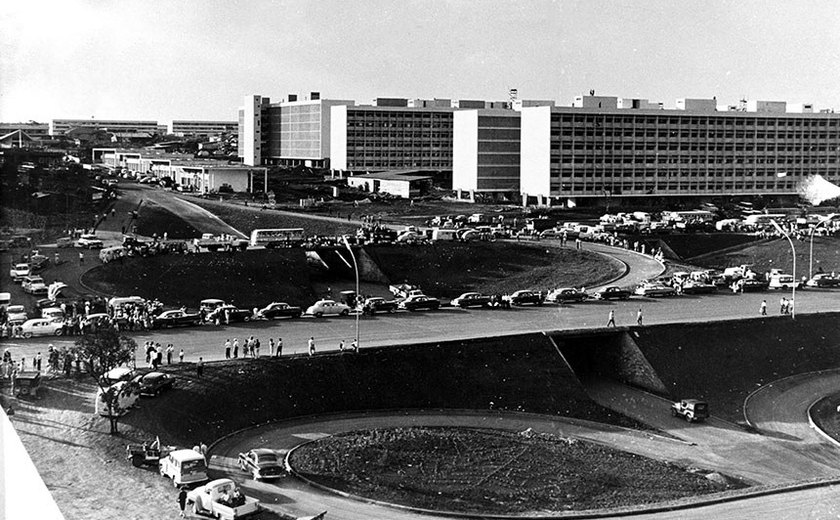 Senado celebrará 50 anos de seminário sobre problemas urbanísticos de Brasília