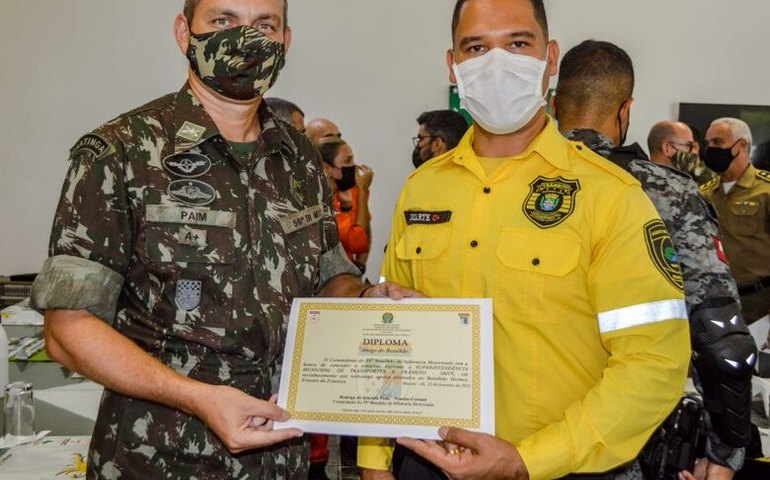 SMTT recebe certificado “Amigo do Batalhão” do Exército Brasileiro