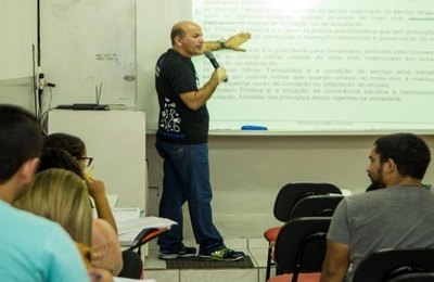 Especialistas dão dicas para candidatos que irão fazer os concursos da PM e Bombeiros