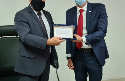 Ministério Público de Alagoas homenageia o promotor de Justiça Carlos Davi