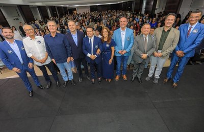 Renan Calheiros participa de encontro do pastor Jacques Balbino e reforça diálogo com a comunidade evangélica