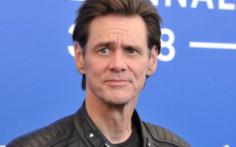 Jim Carrey deve publicar primeiro livro em maio de 2020