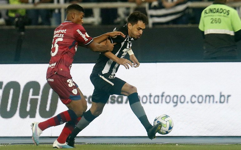 Fortaleza sai na frente, mas perde embalo e fica no empate com o Botafogo no Brasileiro