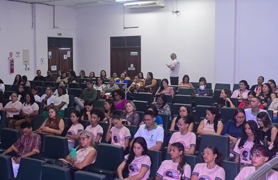 Semed Penedo debate combate ao racismo com diretores, professores e coordenadores