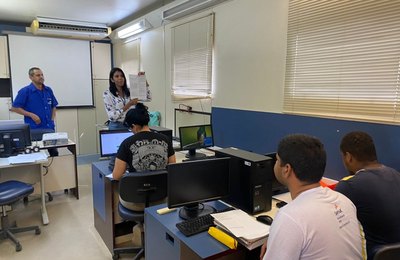 Penedo e Senac iniciam curso Aplicações Web em Python, reforçando o desenvolvimento profissional
