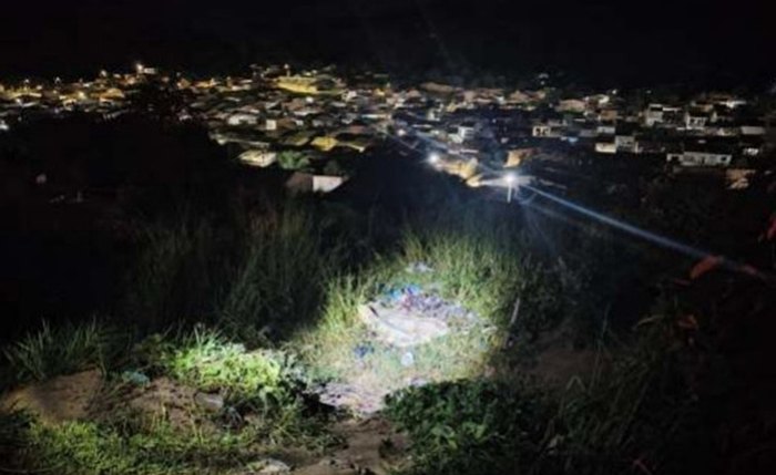 Jovem de 18 anos é morto a tiros após discussão com o primo em Matriz de Camaragibe Jovem de 18 anos é morto a tiros após discussão com o primo em Matriz de Camaragibe