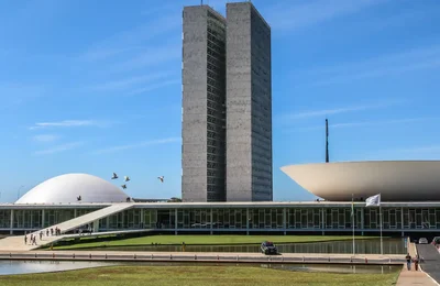 “Combinaram não enxergar nada”, diz advogado sobre descontos do INSS