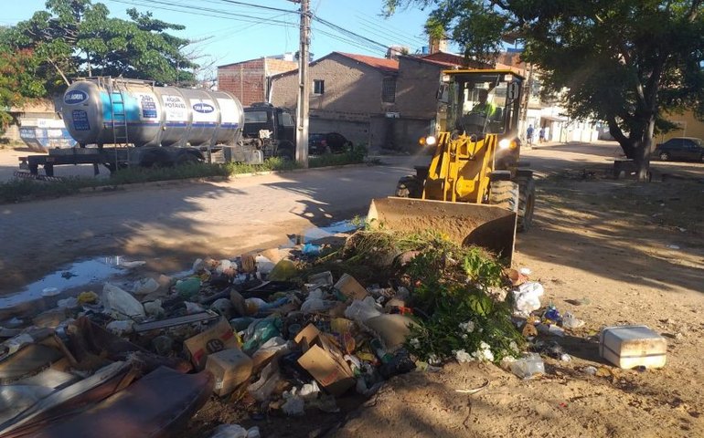 Descarte irregular de resíduos é origem para diversos problemas na cidade