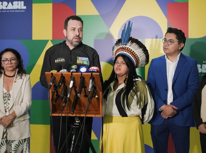 Presidente Lula atende pauta indígena e revoga decreto 12.600