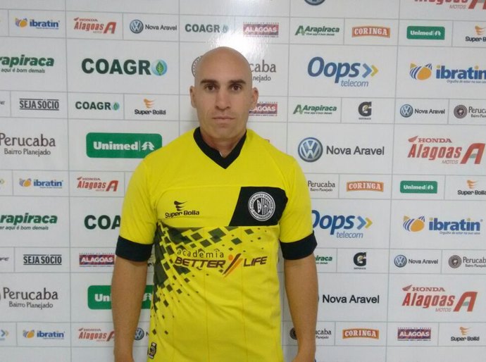 Asa acerta o retorno do volante Lucas Martins até o final da Série C