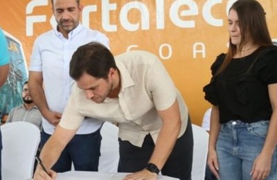 Prefeito Cacau e governador Paulo Dantas assinam ordem de serviço da nova UPA 