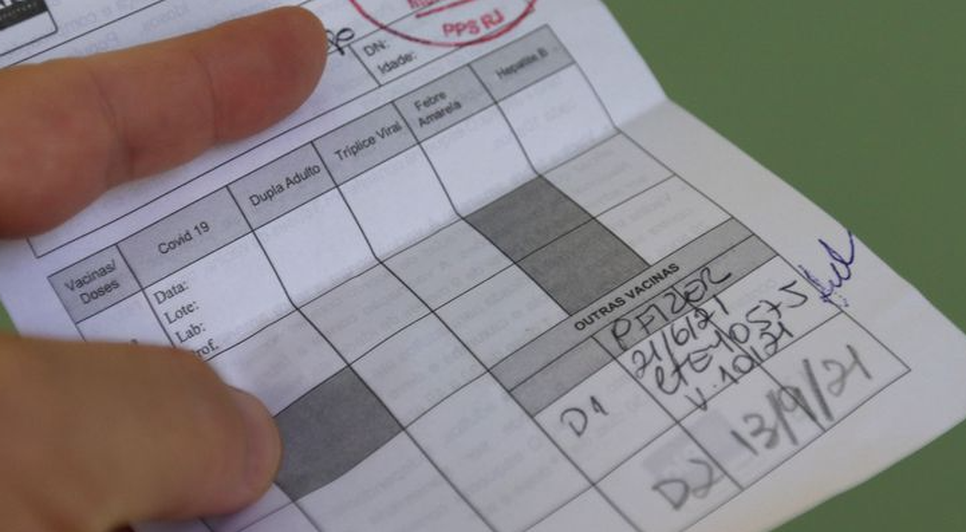 Prazo para servidores de Aracaju comprovar vacinação contra Covid-19 encerra nesta terça-feira