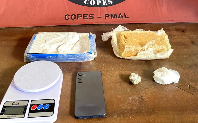 Polícia Militar apreende quase 1,5 kg de drogas em operação em Arapiraca