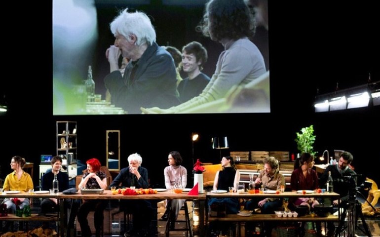 'A Hora do Lobo' ecoa 'Dogville' de Von Trier