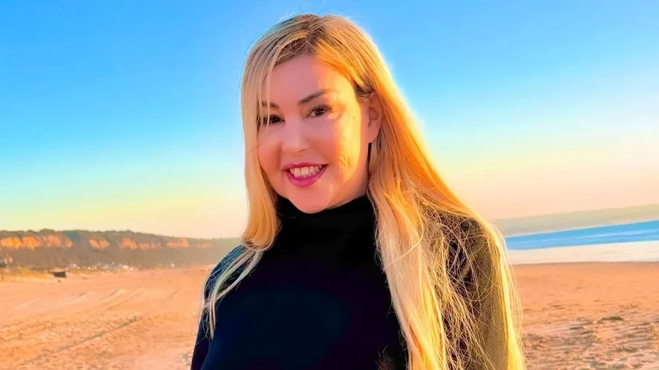 Cantora Patrícia Ribeiro relata em livro greve de fome e automutilação na prisão: 'Surtei'