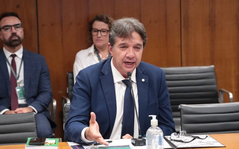 Comissão aprova novas regras sobre a oferta de veículos adaptados em serviços de transporte