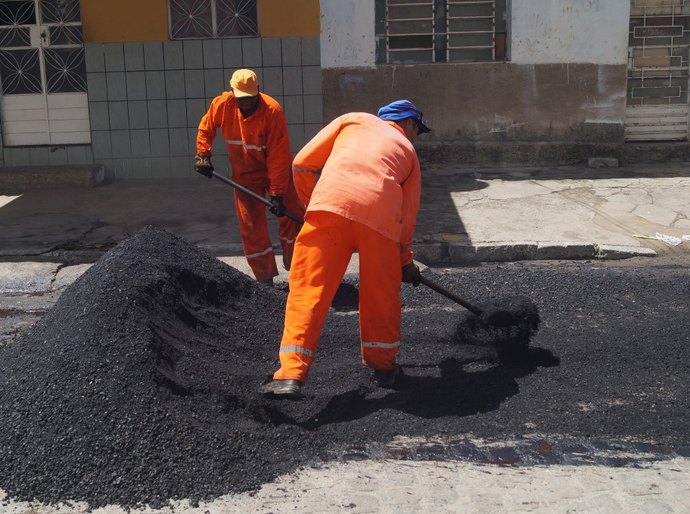 Prefeitura de Maceió investe na recuperação de ruas da capital