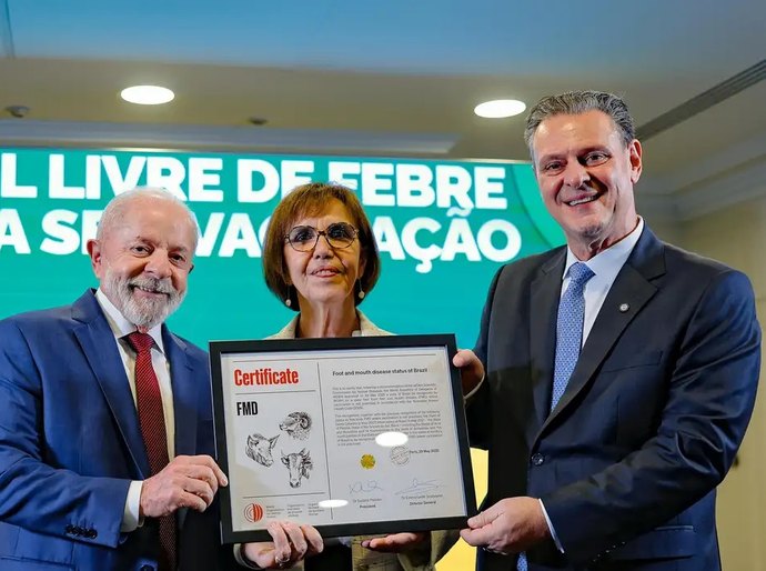 Presidente Lula recebe certificado de país livre da febre aftosa