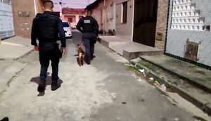 Duas pessoas morrem e quatro são presas durante operação policial contra tráfico de drogas na Zona Norte de Aracaju / Foto: Foto: SSP/SE
